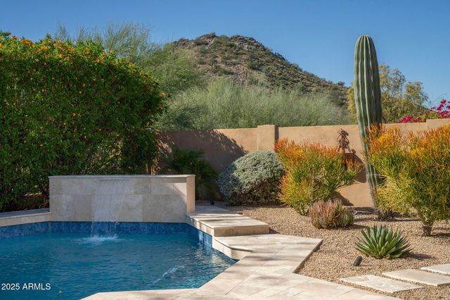 11753 E PARKVIEW Lane, Scottsdale, AZ 85255