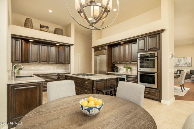 11753 E PARKVIEW Lane, Scottsdale, AZ 85255