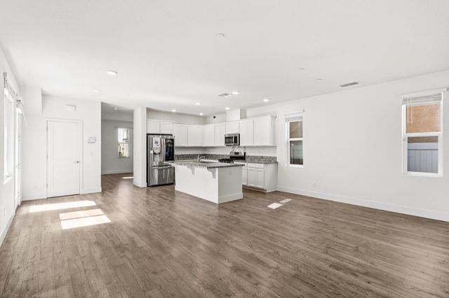 3949 Aristotle Cir, Rancho Cordova, CA 95742