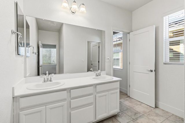 3949 Aristotle Cir, Rancho Cordova, CA 95742