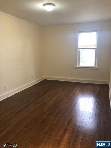 193 Hillside Avenue, Glen Ridge, NJ 07028