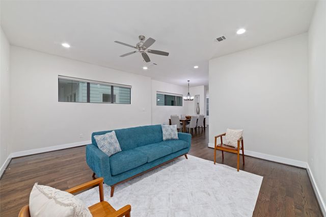 1917 W 15th Street A, Houston, TX 77008