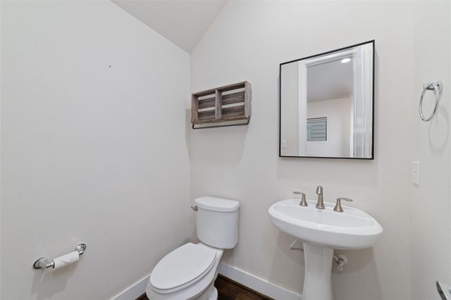 1917 W 15th Street A, Houston, TX 77008