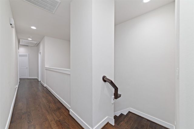 1917 W 15th Street A, Houston, TX 77008