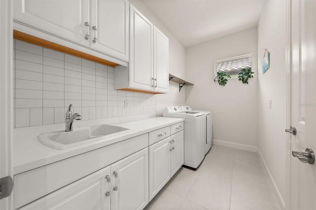 4708 TRENTO PLACE, Bradenton, FL 34211