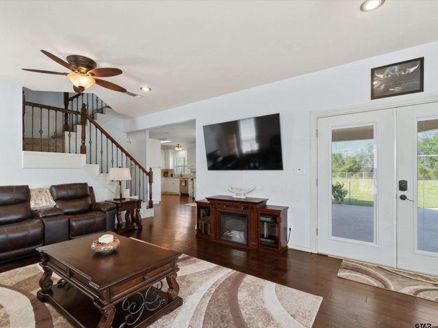 520 SE CR 4385, Scroggins, TX 75480