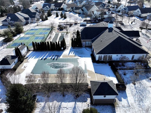 408 Independence Ln 211, Economy, PA 15042