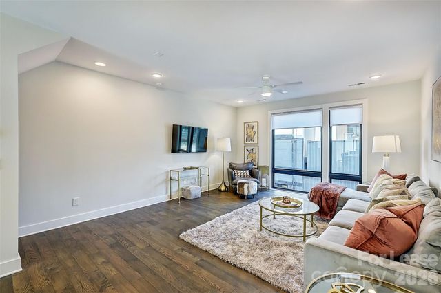 1208 Minter Place, Charlotte, NC 28203