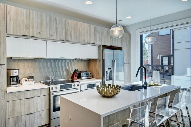 1208 Minter Place, Charlotte, NC 28203