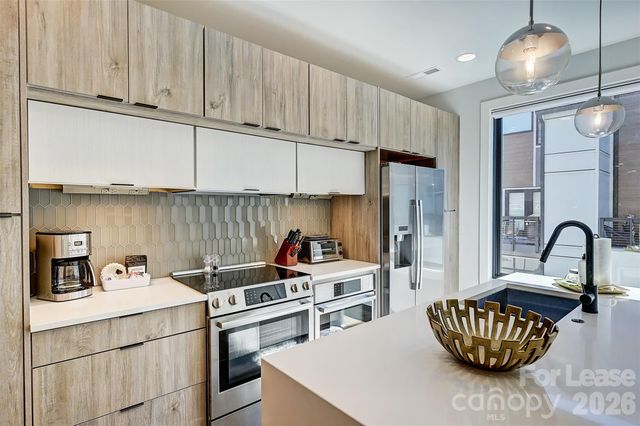 1208 Minter Place, Charlotte, NC 28203
