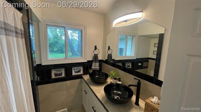 2966 Burlington Drive, Buena Vista, MI 48601