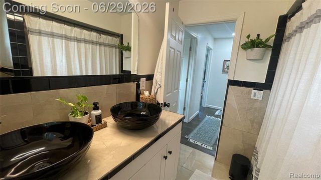 2966 Burlington Drive, Buena Vista, MI 48601