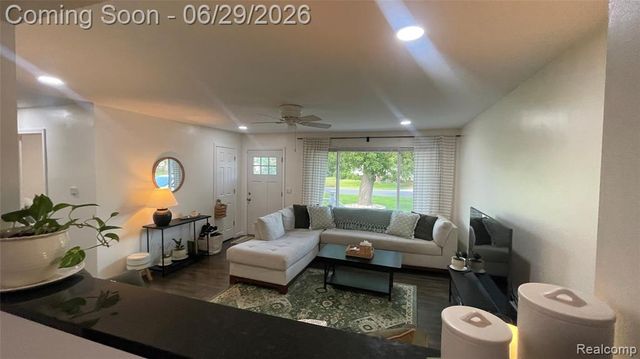 2966 Burlington Drive, Buena Vista, MI 48601
