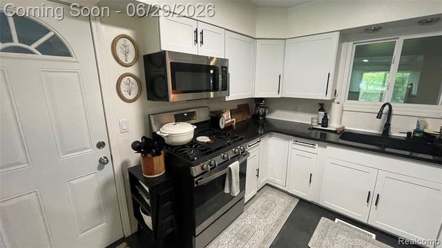 2966 Burlington Drive, Buena Vista, MI 48601