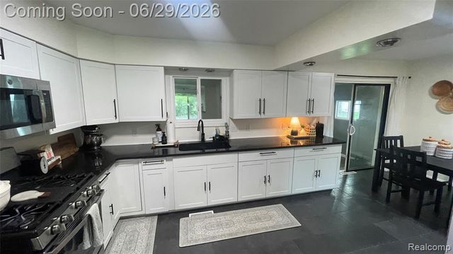 2966 Burlington Drive, Buena Vista, MI 48601