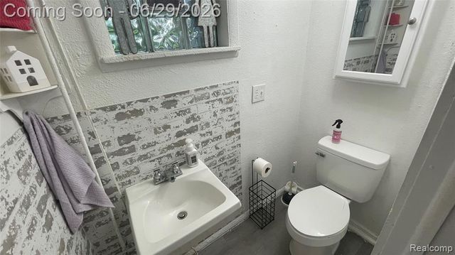 2966 Burlington Drive, Buena Vista, MI 48601