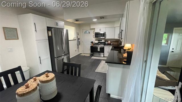 2966 Burlington Drive, Buena Vista, MI 48601