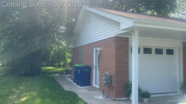 2966 Burlington Drive, Buena Vista, MI 48601