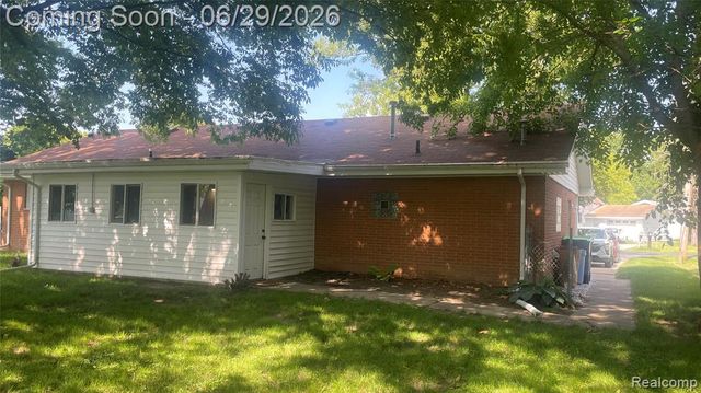 2966 Burlington Drive, Buena Vista, MI 48601