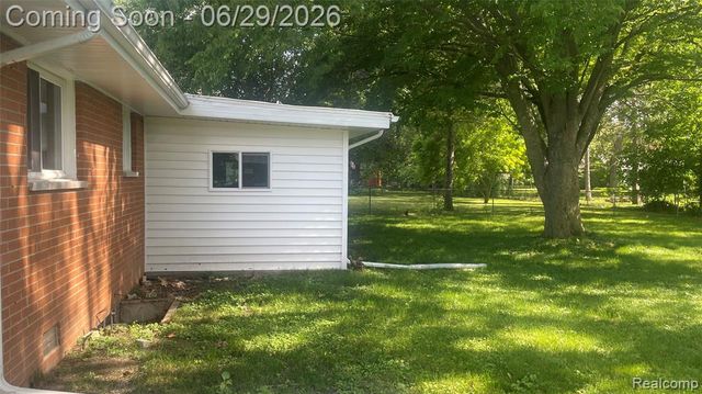 2966 Burlington Drive, Buena Vista, MI 48601