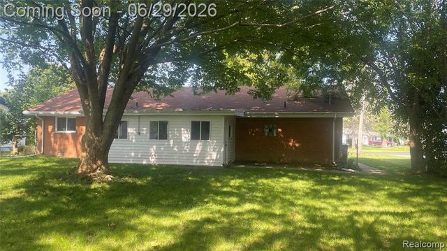 2966 Burlington Drive, Buena Vista, MI 48601