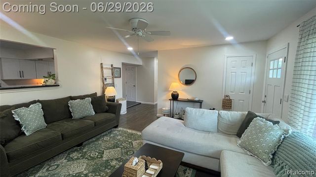 2966 Burlington Drive, Buena Vista, MI 48601