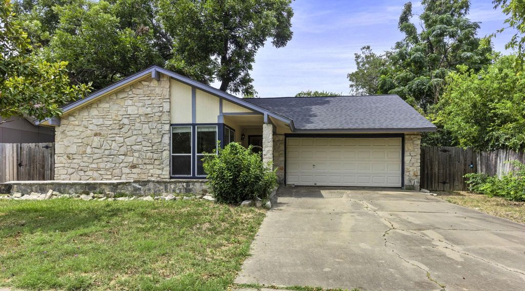 10408 Firethorn LN, Austin, TX 78750