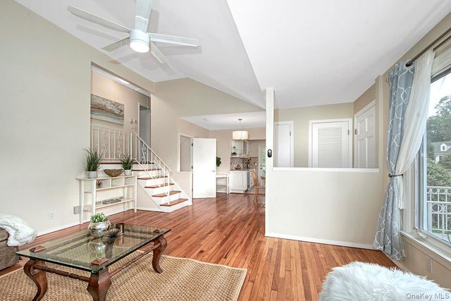 22 Daly Cross Road, Mount Kisco, NY 10549