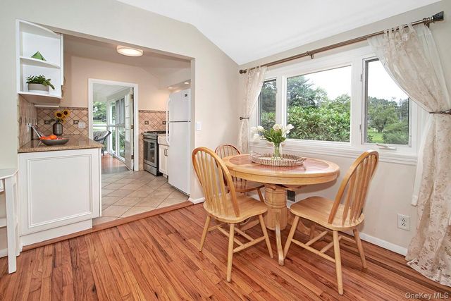 22 Daly Cross Road, Mount Kisco, NY 10549