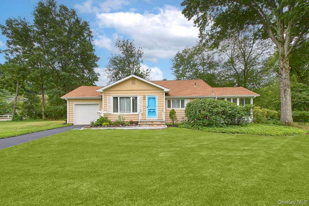 22 Daly Cross Road, Mount Kisco, NY 10549