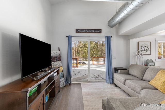 22265 W Hillis Drive, Pierson Twp, MI 49339