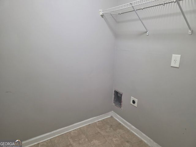 2875 Snapfinger Manor, Decatur, GA 30035