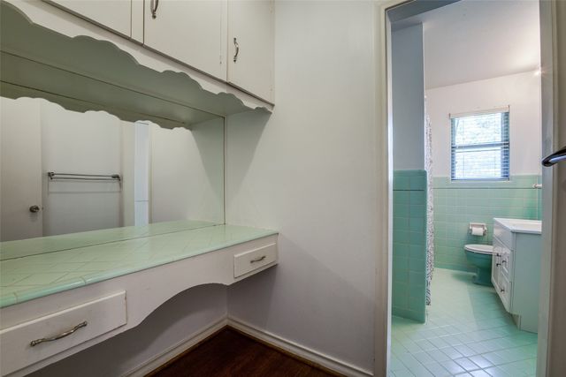 6530 Danbury Lane, Dallas, TX 75214