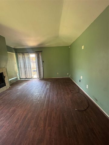 8028 Sands Points A, Houston, TX 77036
