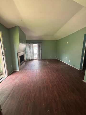 8028 Sands Points A, Houston, TX 77036