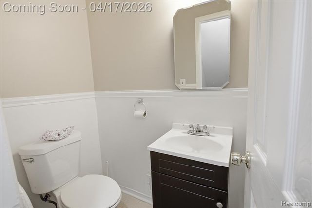 17312 Midway Avenue, Allen Park, MI 48101