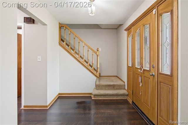 17312 Midway Avenue, Allen Park, MI 48101