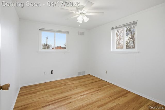 17312 Midway Avenue, Allen Park, MI 48101