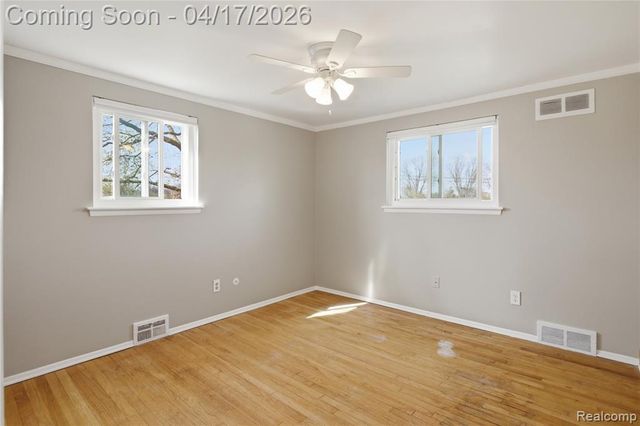 17312 Midway Avenue, Allen Park, MI 48101