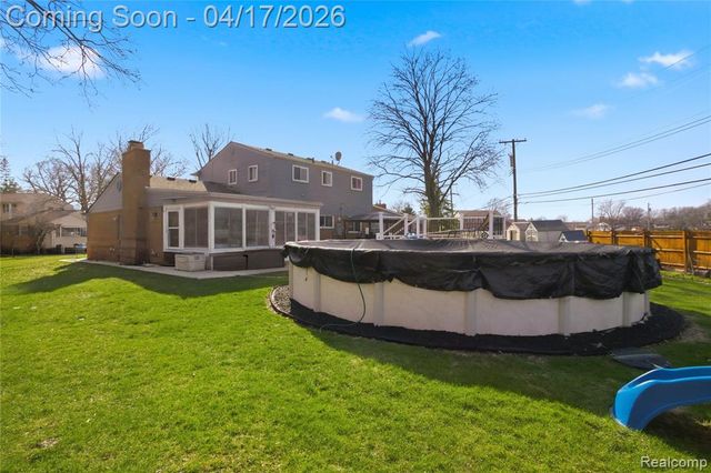 17312 Midway Avenue, Allen Park, MI 48101