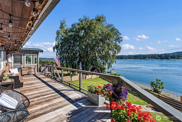6139 Cromwell Dr NW, Gig Harbor, WA 98335