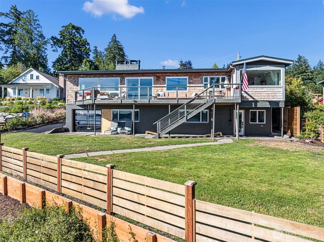 6139 Cromwell Dr NW, Gig Harbor, WA 98335