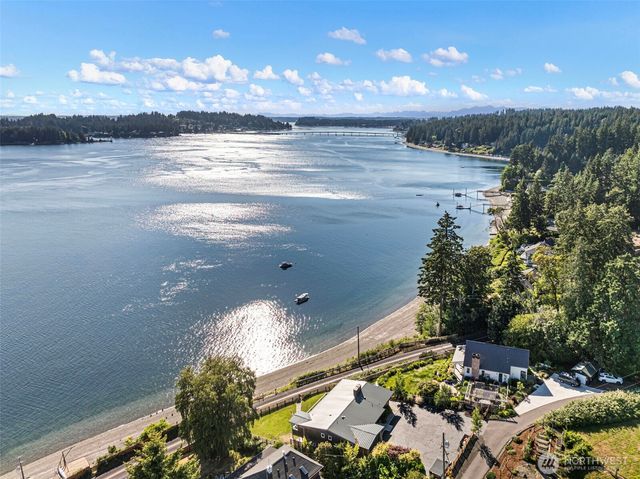 6139 Cromwell Dr NW, Gig Harbor, WA 98335