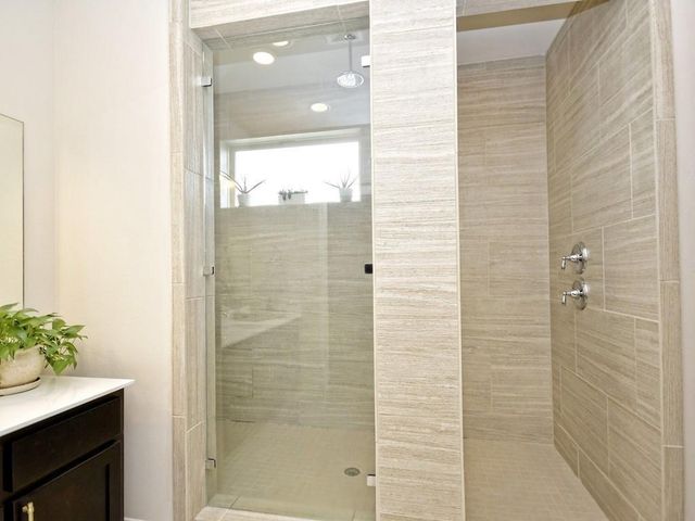 1708 Arcilla ST, Austin, TX 78741