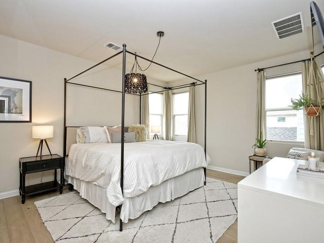 1708 Arcilla ST, Austin, TX 78741