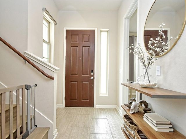 1708 Arcilla ST, Austin, TX 78741