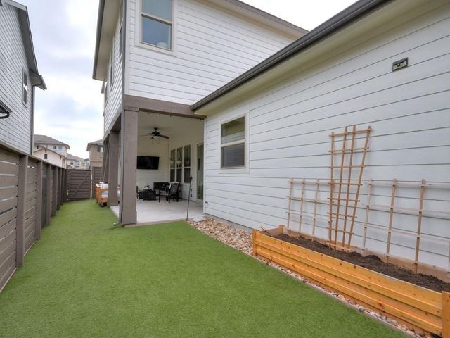 1708 Arcilla ST, Austin, TX 78741