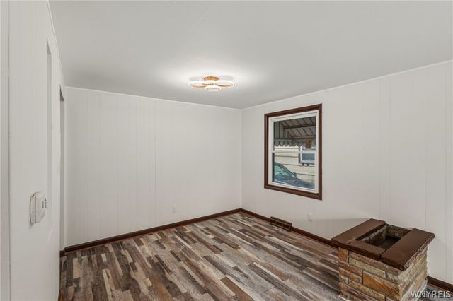 15 Dartmouth Avenue, Buffalo, NY 14215