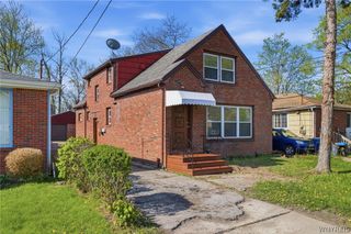 15 Dartmouth Avenue, Buffalo, NY 14215