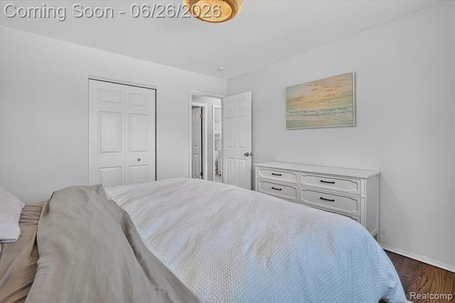 852 Manor Drive, Milford, MI 48381